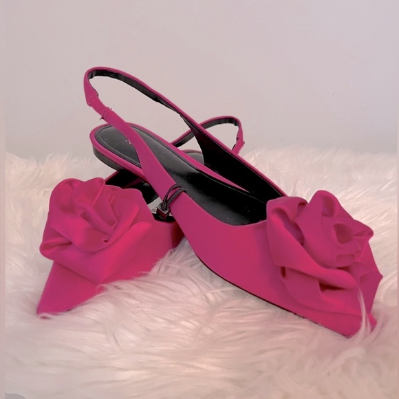 Zara Flower Flat Slingback BNWT - Picture 1 of 14